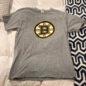 Boston Bruins T shirt